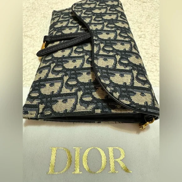 Christian Dior Saddle Wallet with Chain - Picture 5 of 7